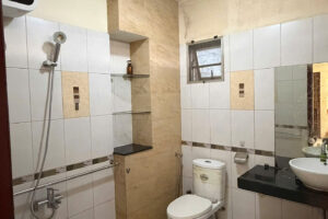 Cho thuê phòng diện tích hơn 30m2 đường Cộng Hòa, Phường 4, Quận Tân Bình, Tp. Hồ Chí Minh