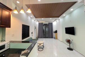 NHÀ ĐEP ÂU DƯƠNG LÂN  CHỦ GIẢM SÂU 200 TRIỆU – CHỈ CÒN 6,2 TỶ TL  🏡 43,2m² (4,3×10) | 3 tầng BTCT | Hoàn công 122m²  3PN – 3WC | Full nội thất, xách vali vào ở ngay  💰 Có dòng tiền 15 triệu/tháng  📍 Hẻm 3,5m sạch đẹp, gần Chợ Rạch Ông, 3 phút sang Quận 5, kết nối Q1 – Q4 – Q7 cực nhanh  📕 Sổ hồng riêng – Hoàn công đầy đủ  Nhà đẹp, pháp lý chuẩn